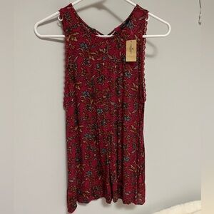 NWT American Eagle Floral Sleeveless Top